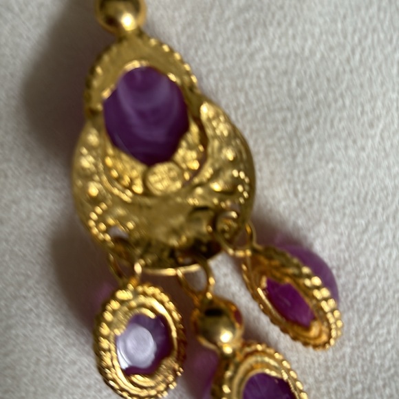 Genuine Les Bernard Goldtone Necklace with amethyst cabochons - Picture 5 of 9